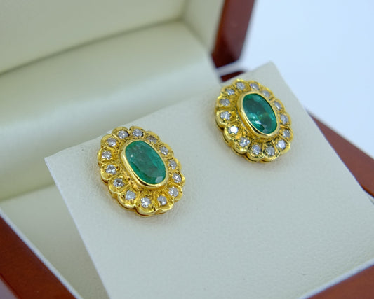 1.82 CT Colombian Emerald and Diamond 18 CT Gold Earrings