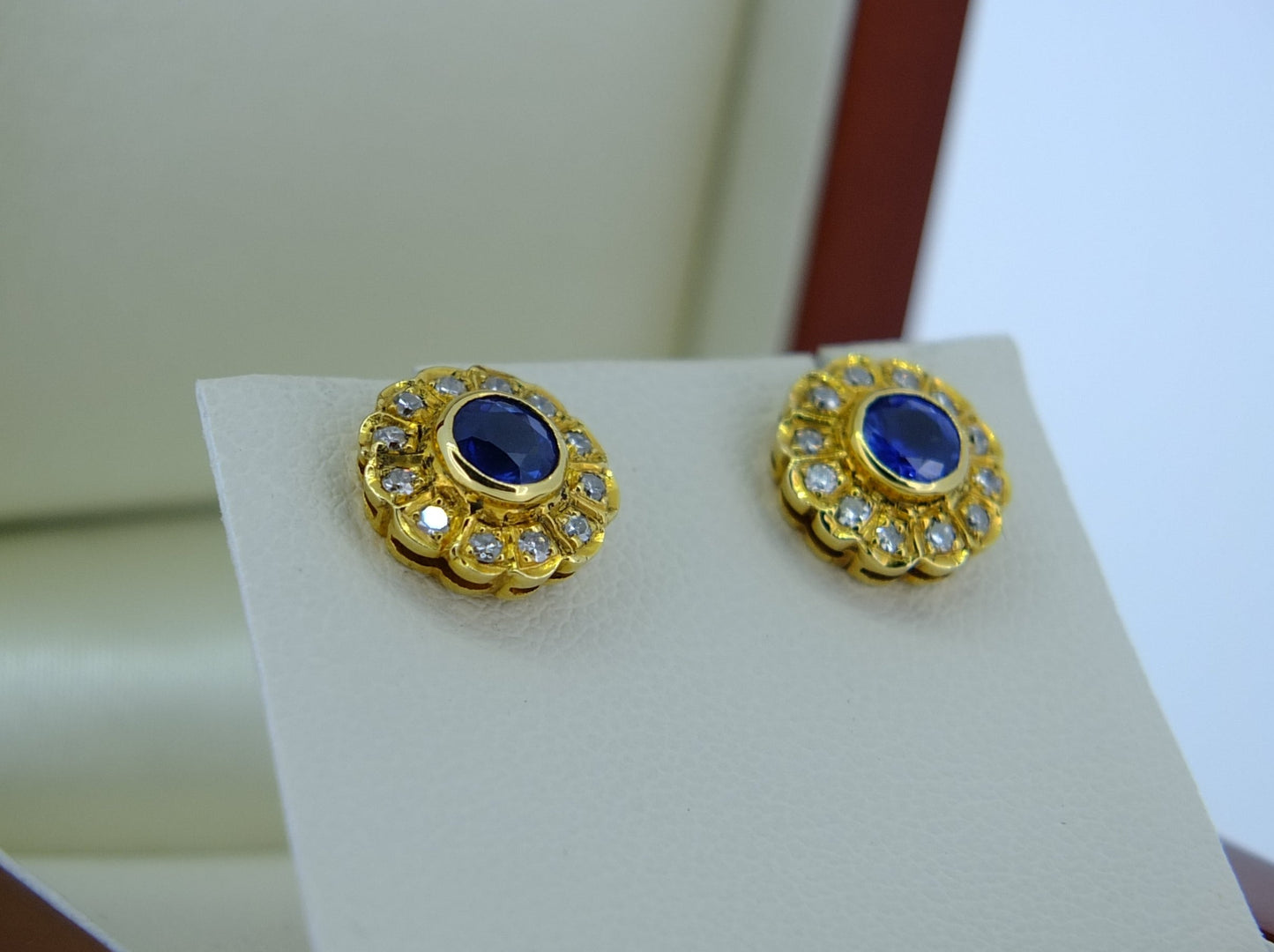 Ceylon Sapphire & Diamond 18 CT Gold  Earrings