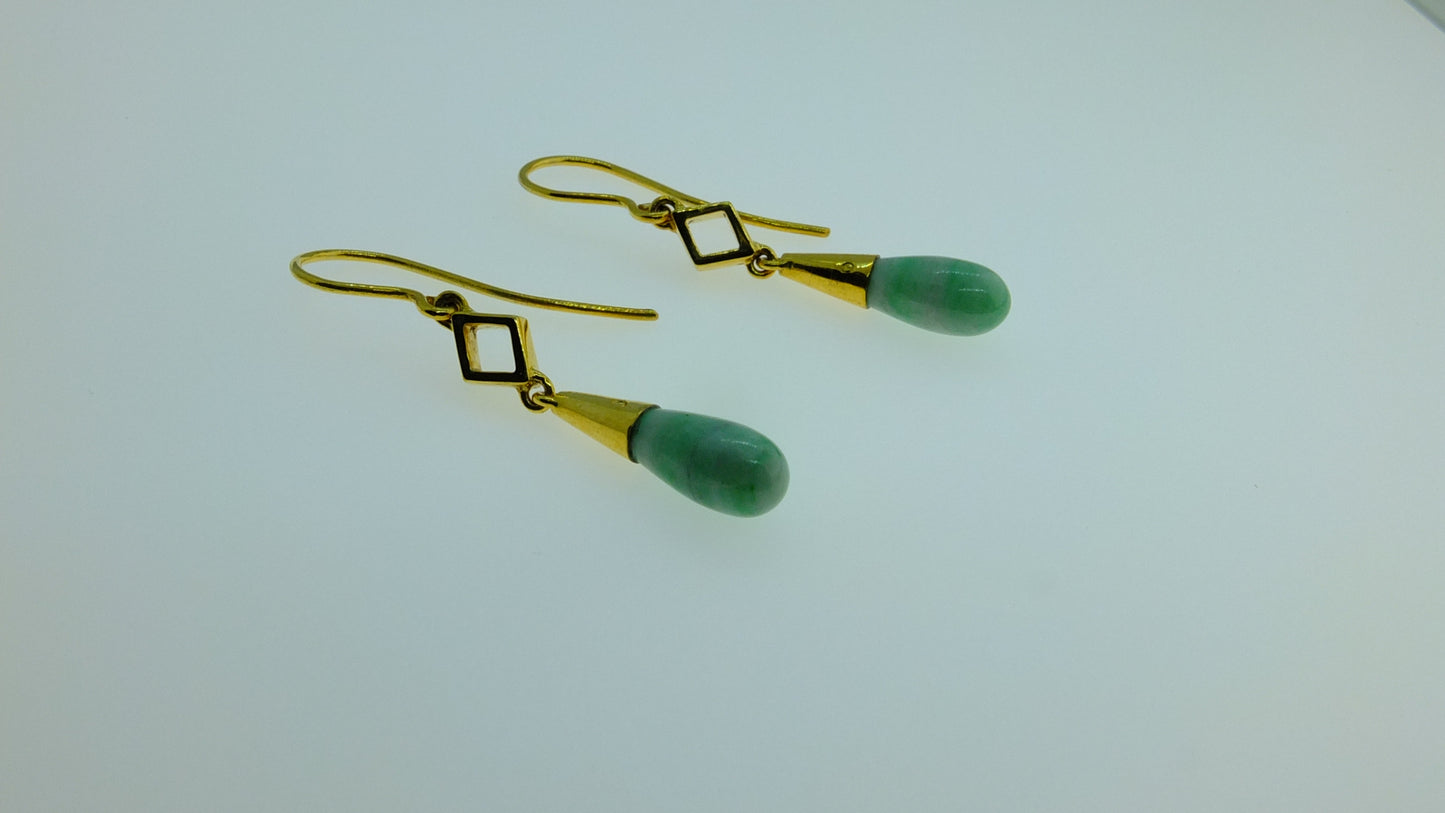 Jade & 9 CT Gold Drop Earrings