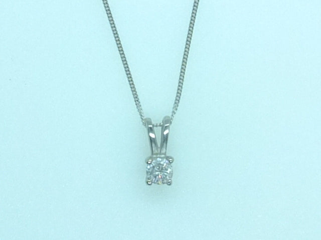 0.15 CT White gold Diamond necklace
