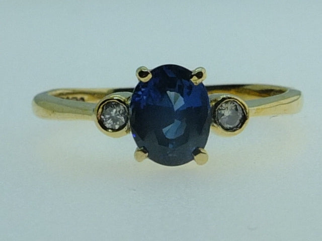 1.02 CT Ceylon Blue Sapphire diamond 9 ct gold ring