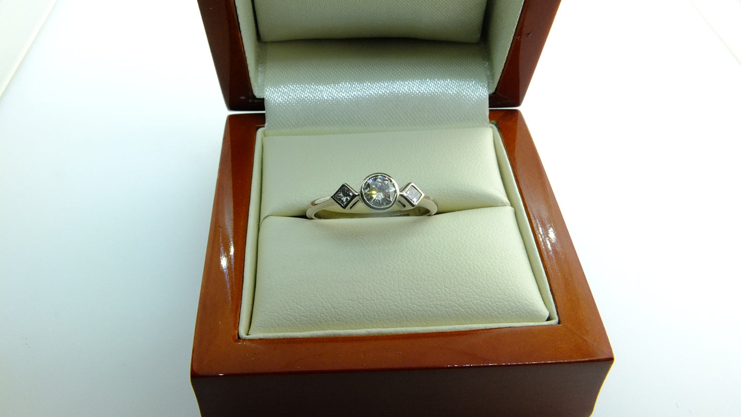 18 CT White Gold and 0.70ct Diamond Ring