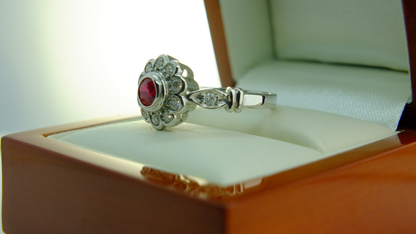 18 CT White Gold Ruby and diamonds ring