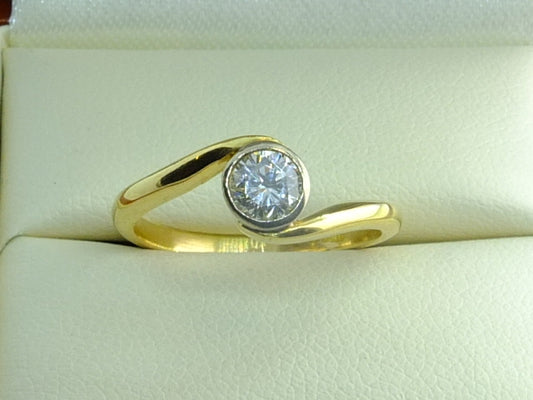 18ct Yellow and White Gold Set 0.50 carat Diamond Ring SOLD OUT