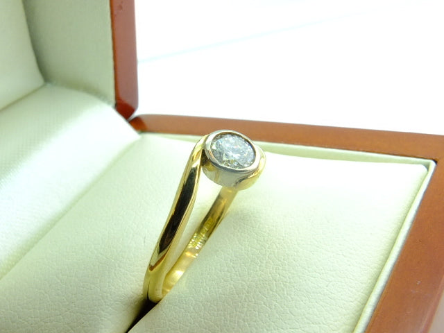 18ct Yellow and White Gold Set 0.50 carat Diamond Ring SOLD OUT