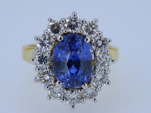 5.48 CT Cornflower Blue Sapphire  1.78 CT diamonds 18 ct gold ring SOLD OUT