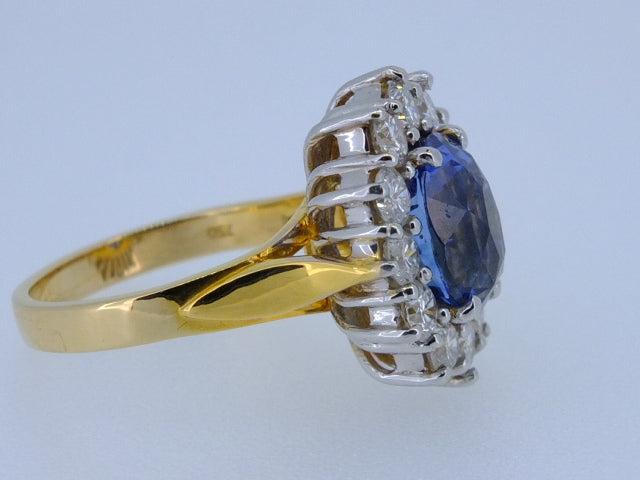 5.48 CT Cornflower Blue Sapphire  1.78 CT diamonds 18 ct gold ring SOLD OUT