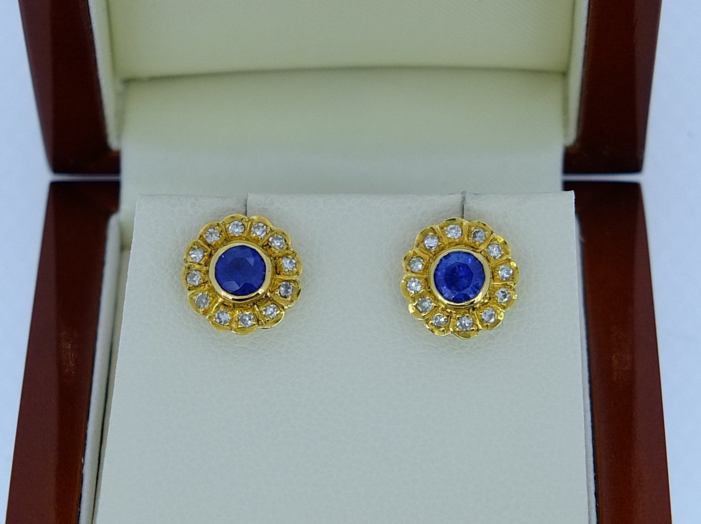 Ceylon Sapphire & Diamond 18 CT Gold  Earrings